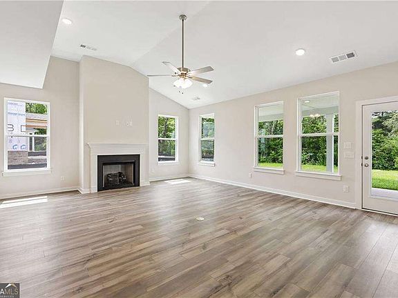 2nd image of 821 Capwood Ln