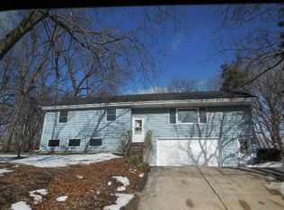 520 E Saint Mary St, Milton, WI 53563