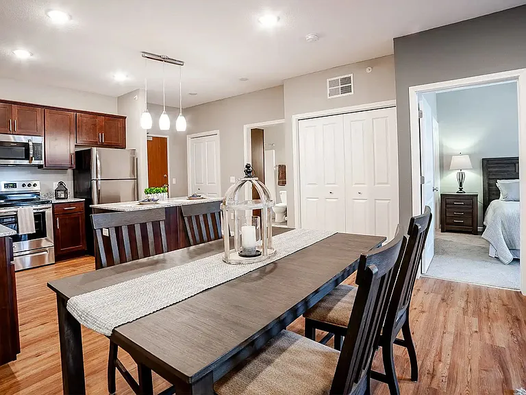 Encore Apartments — Photo 22