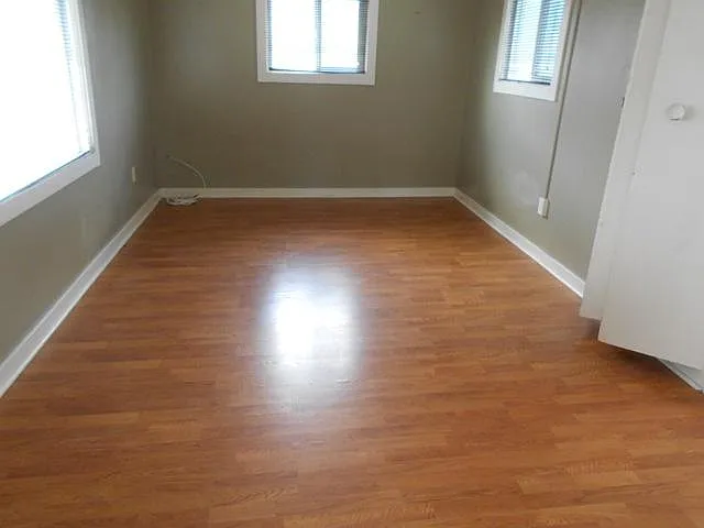 Studio, 500 sqft, $725 — Photo 2
