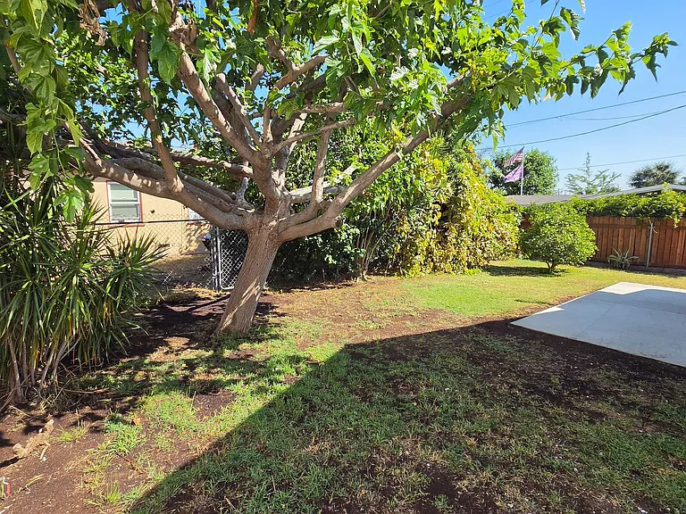 13524 Starbuck St — Photo 16