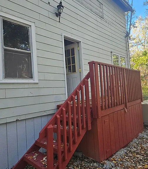 882 Locust Dr #1 — Photo 1