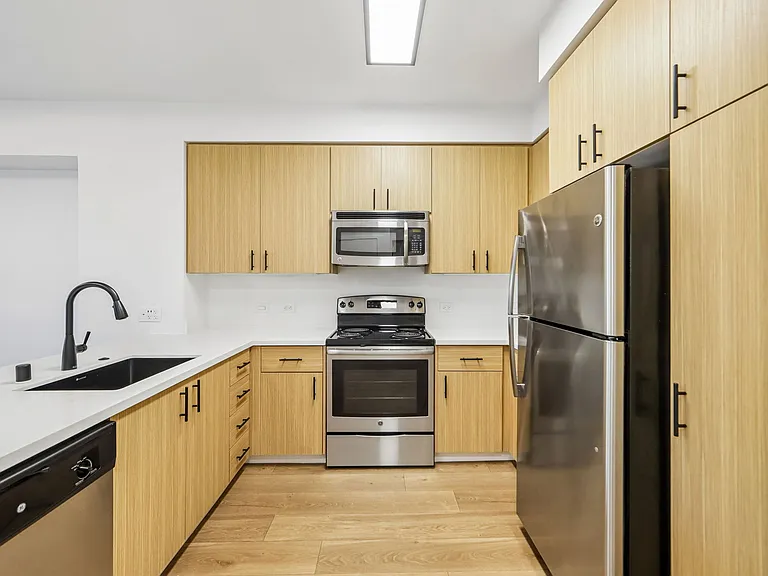 Cirrus Redwood City — Photo 15
