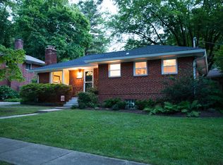 9518 Pin Oak Dr, Silver Spring, MD 20910