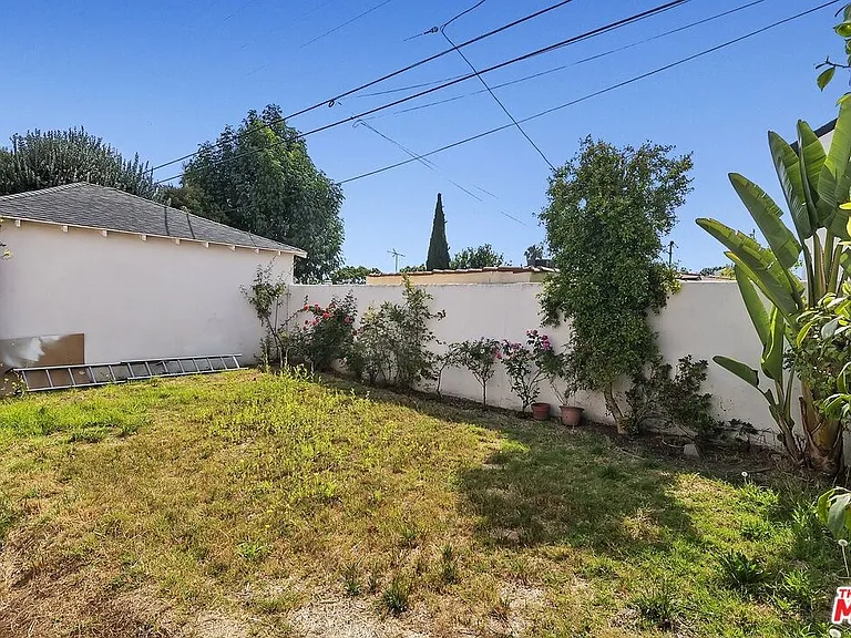 1844 S Wooster St — Photo 29