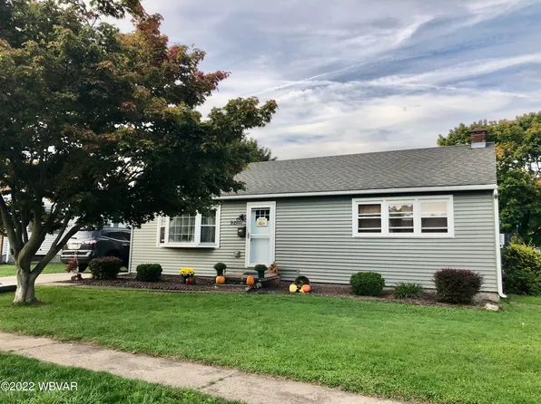 921 Pearl Blvd, Montoursville, PA 17754