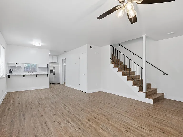 826 Orange St #826 — Photo 6