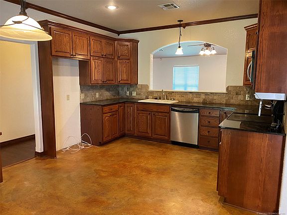 2nd image of 14021 County Road 3599