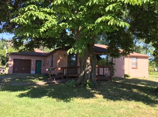 3616 N Huron Rd, Pinconning, MI 48650