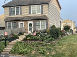 2378 Grandview Rd, Hanover, PA 17331