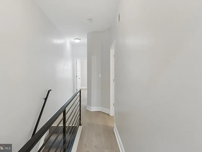 5213 Rodman St — Photo 15
