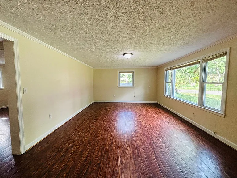 872AB - 613 Dehart St. M — Photo 5