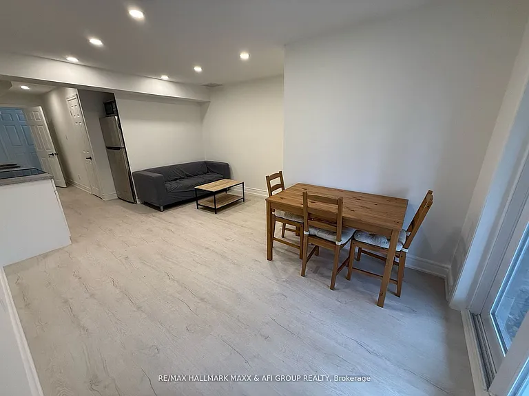 34 Cypress Ct #BASEMENT — Photo 10