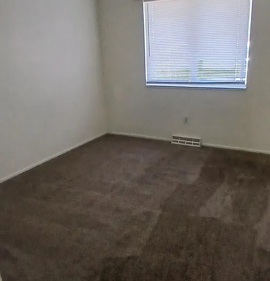 571 Dawn Ct #2 — Photo 7
