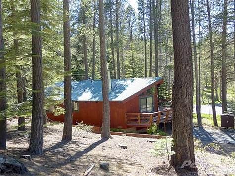 Left Side View of Cabin showing Metal Roof