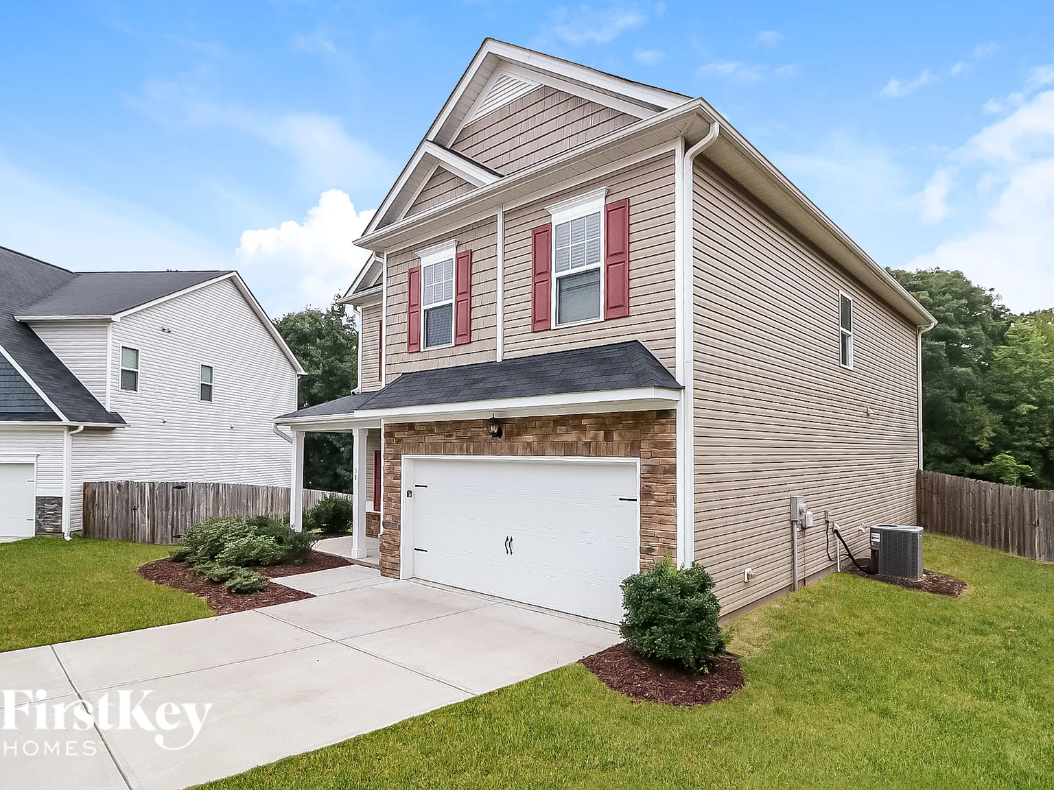 4 bed, 3.0 bath, 2602 sqft, $2,515 — Photo 2
