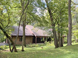 41W341 Forest Ln, Elburn, IL 60119