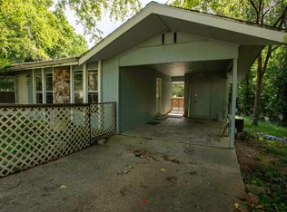 25 Chinook Ln, Cherokee Village, AR 72529