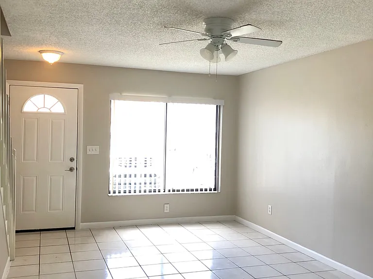 12324 Fox Hound Ct #1 — Photo 5
