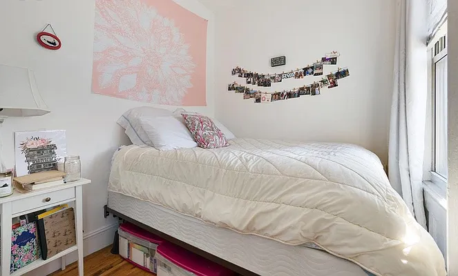 Rented by LJ Sloane Management | media 32