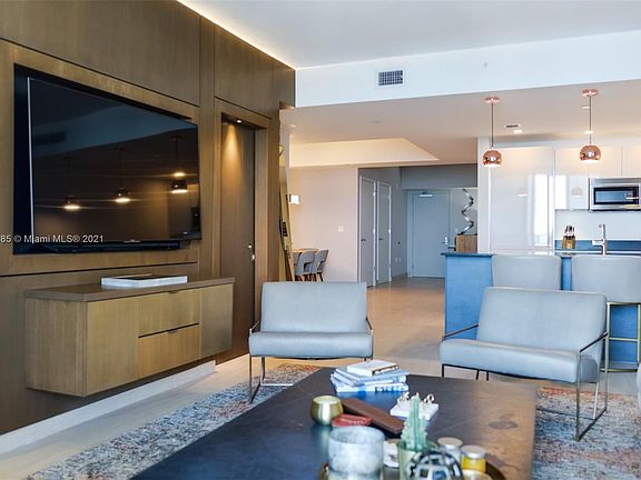 2nd image of 1010 Brickell Ave Unit 4202