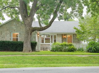 1868 S Lone Pine Ave, Springfield, MO 65804