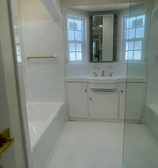 9029 Wildwood Ave — Photo 4
