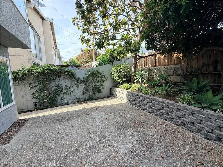 33936 Alcazar Dr — Photo 39