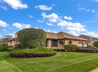 13561 Mohawk Ln, Orland Park, IL 60462