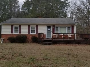 3055 Fletcher Chapel Rd, Kenbridge, VA 23944