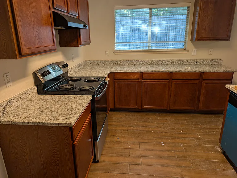 10333 Bear Hollow Dr — Photo 20