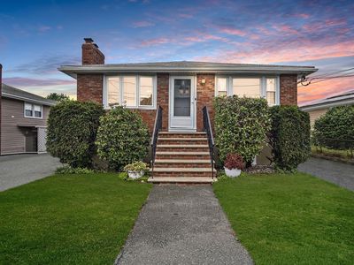 52 Augustus St, Revere, MA, 02151