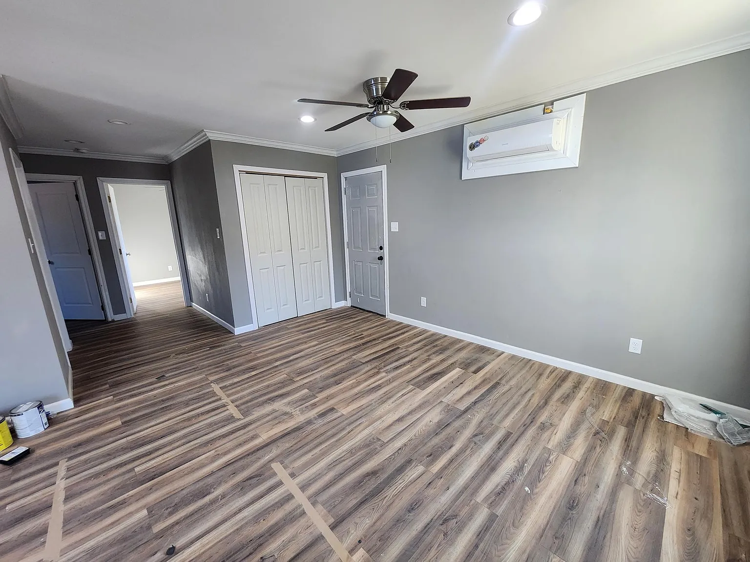 2 bed, 640 sqft, $800 — Photo 1