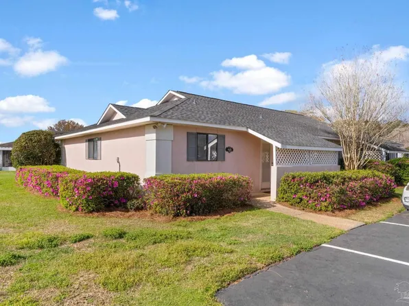 9471 Villas Dr, Foley, AL 36535