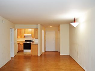 8500 Barrington Ct UNIT P, Springfield, VA 22152