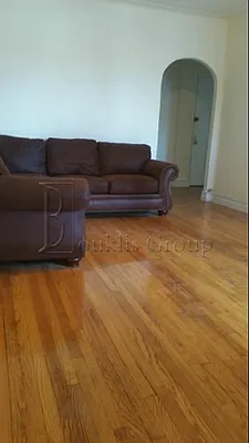 Rented by Bouklis Group | media 17