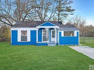 828 Burma Rd, Wake Village, TX 75501