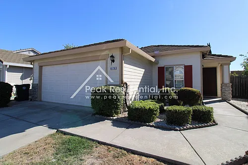 8176 Drais Way Photo 1
