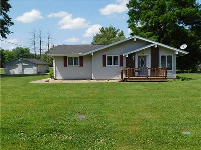 205 E Monroe St, Toledo, IL, 62468