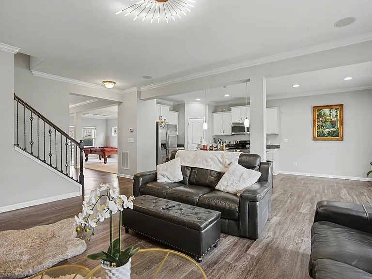 10916 Tower Oak Dr — Photo 11