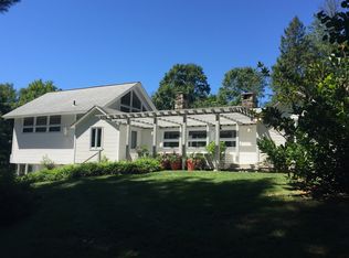 122 S Harmony Hill Rd, Pawling, NY 12564