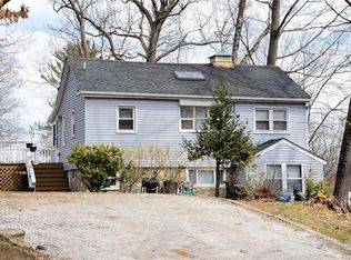 66 Becker St, Lake Peekskill, NY 10537