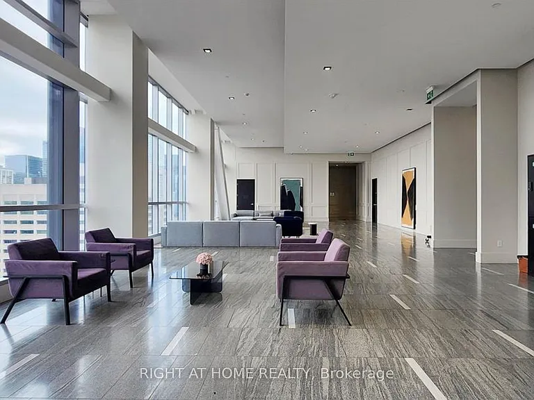 488 University Ave #4106 — Photo 44