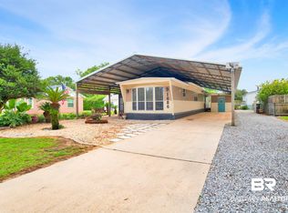 1686 Santa Cruz Dr, Lillian, AL 36549