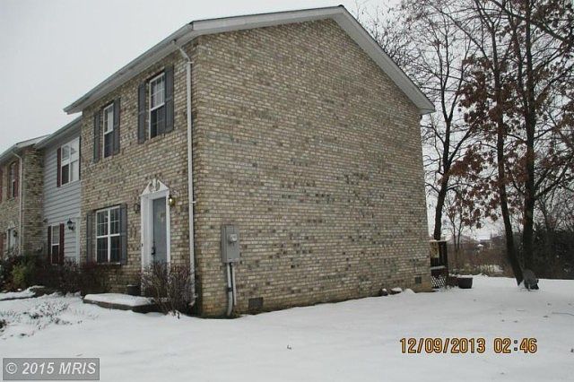 1st image of 200 Freeton Ct