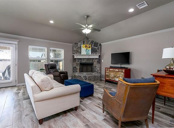 5th image of 3210 Arrow Creek Dr