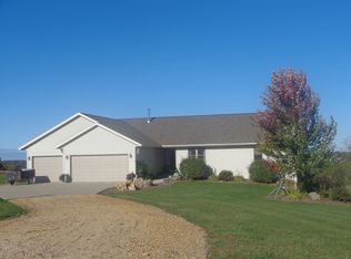 S3061 Roethel Lane, La Farge, WI 54639