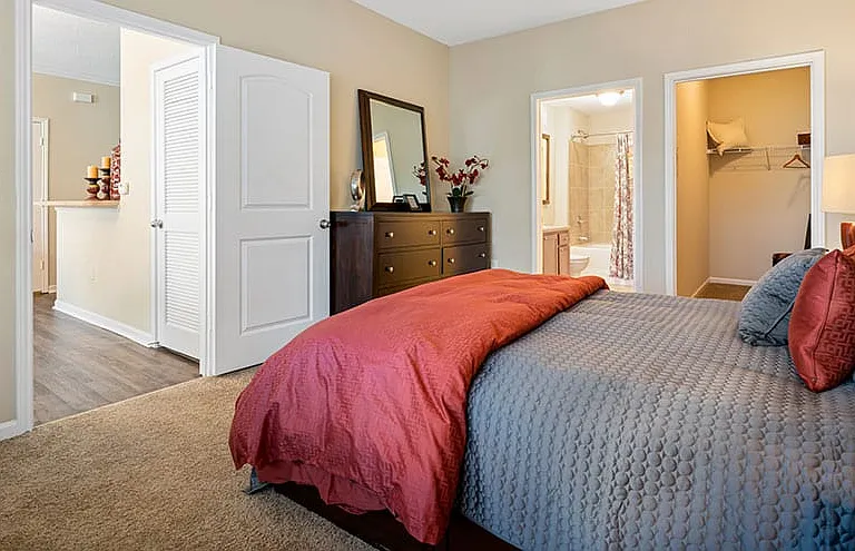 The Arlington at Eastern Shore Centre Apartments — Photo 49