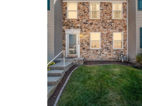 416 Friendship Ave, Hellam, PA 17406