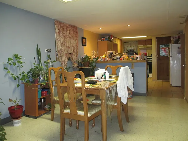 2208 N Kostner Ave #1 — Photo 9